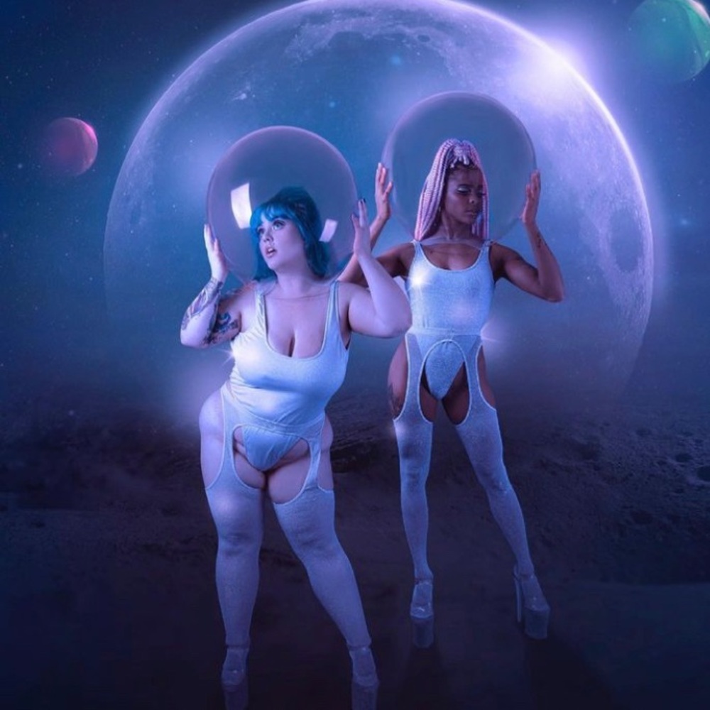 NWT Bodysuit Stardust Rolling